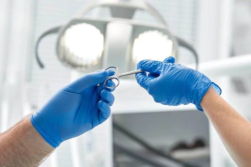 Орална и лицево, Орална и лицево-челюстна хирургия , Oral and Maxillofacial Surgery